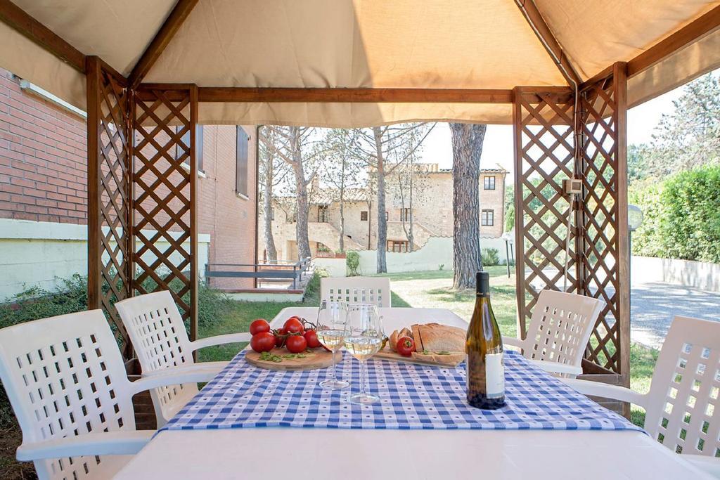 Azienda Agricola E Agriturismo Vallorsi Terricciola Экстерьер фото